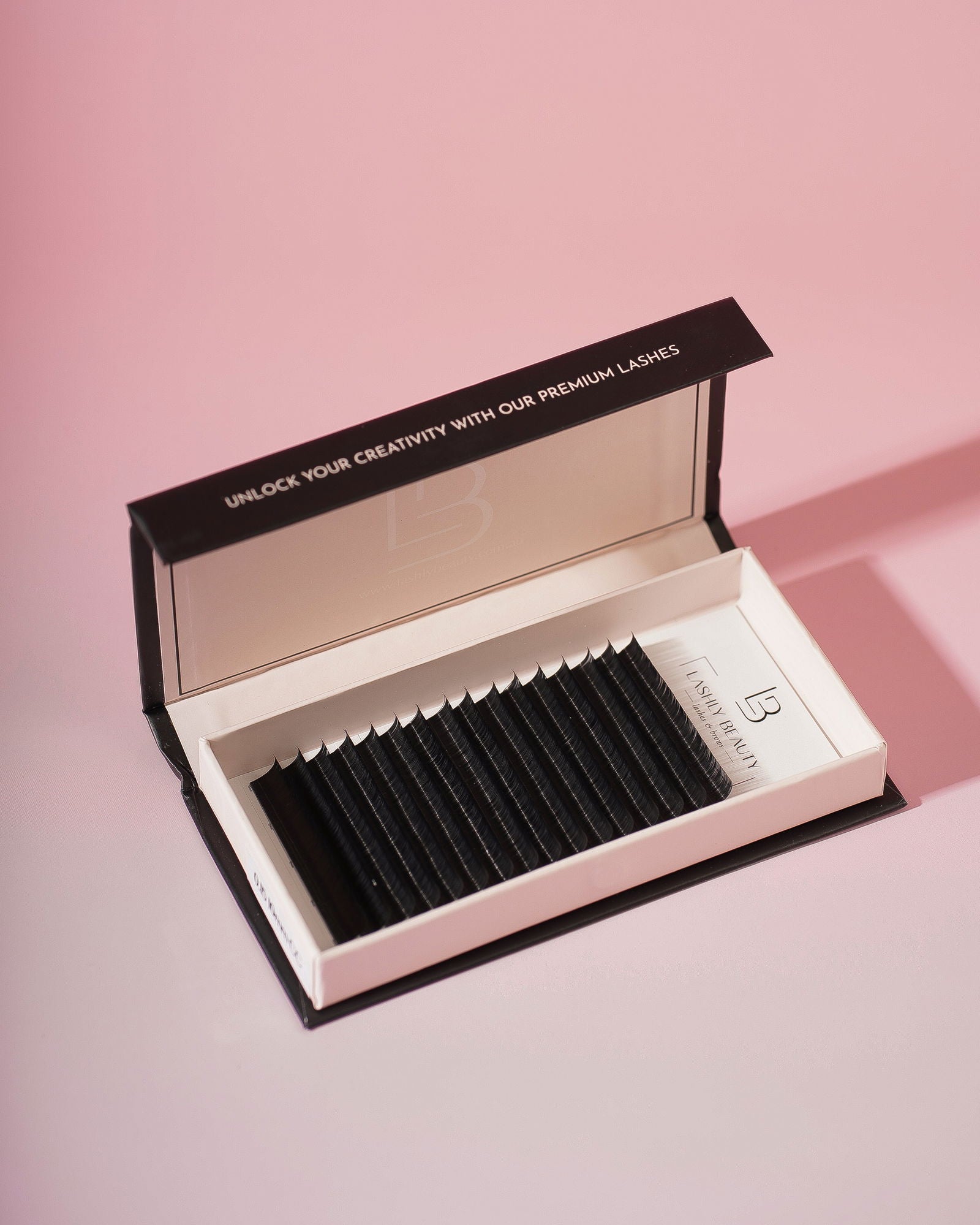 Classic Lashes Tray - 0.15 - #tag1# - Lashly Beauty
